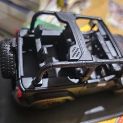 Xe mô hình 1/18 (chưa sử dụng)
2014 Jeep
400k 461124
