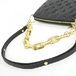 Túi đeo vai Louis Vuitton Coussin BB M20574 - Hàng hiệu Chính hãng 801969