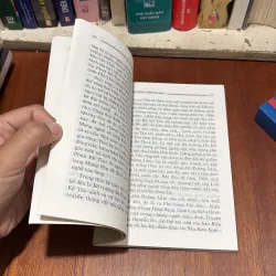 II Bút Ký: Chuyện Chữ Chuyện Nghĩa - Hà Nguyên Huyến - 2017 786243