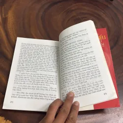 II Sách Lịch Sử: Tóm Tắt Niên Biểu Lịch Sử Việt Nam - Hà Văn Thư, Trần Hồng Đức - 2009 1022417
