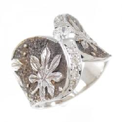 Nhẫn kim cương lá K18WG/K18BG 0.30CT - Hàng hiệu Authentic