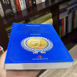 NHỮNG NGƯỜI HUNGARY ĐOẠT GIẢI NOBEL (XB 2009) 568140