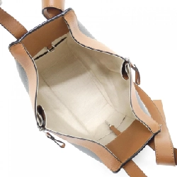 Túi xách vai Loewe Hammock Small 387 12PS35 609203