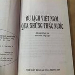 Lô sách Trần Đình Ba: Du lịch Việt Nam qua thác nước và Du lịch Việt Nam qua ô chữ 305416