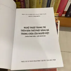 NGHỆ THUẬT TRANG TRÍ TRÊN BÀN THỜ PHẬT BẰNG ĐÁ TRONG CHÙA CỦA NGƯỜI VIỆT 599915