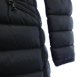 Áo khoác lông vũ MONCLER 636242