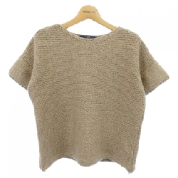 Cuối tuần Max Mara