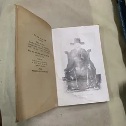 THƠ VĂN NGUYỄN TRÃI TUYỂN - NXB GIÁO DỤC- CHỦ BIÊN VÀ GIỚI THIỆU: VŨ KHIÊU 739036