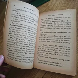 Mitch and Amy (ố vàng nặng)
 757615