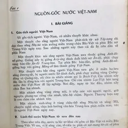 Quốc Sử lớp nhì - của Bộ Giáo Dục năm 1963, GS Phạm Văn Trọng rất hay, hiếm còn sót lại 558229