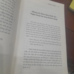 Michael J. Maher - NGHỆ THUẬT LẤY LÒNG KHÁCH HÀNG 379437