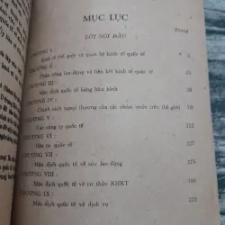Giáo trình QUAN HỆ KINH TẾ QUỐC TẾ. Trường KT Đối ngoại HCM in năm 1989 790160