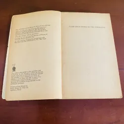 Close encounters of the third kind (1978)  990039