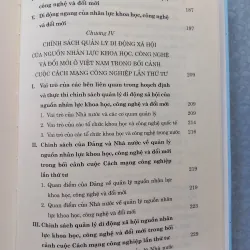 Sách khoa học xã hội  935393