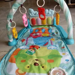 Thảm nhạc nằm chơi cho bé 