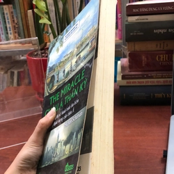 THE MIRACLE CHÂU Á THẦN KỲ - MICHAEL SCHUMAN 465895