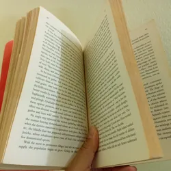 Sapiens, sách ngoại văn tiếng Anh english book  713599