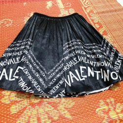 Chân váy Valentino size s