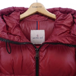 Áo khoác lông vũ MONCLER 640889