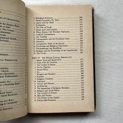 Human Values in a Changing World - Bryan R. Wilson, Daisa 991955