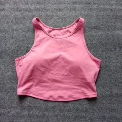 Áo thun tập thể dục màu hồng