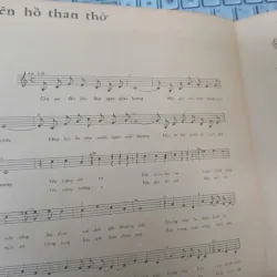 YÊU NHAU KHI CÒN THƠ - LÊ UYÊN PHƯƠNG 996896