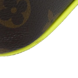 Túi đeo vai Louis Vuitton Monogram Christopher Wearable Wallet M80793 611458