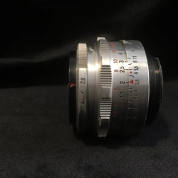 Carl Zeiss Jena Tessar F = 2,8/50 305091