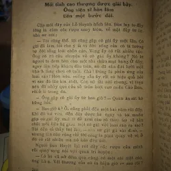 Thi nhân và sát nhân - Robert Van Gulik 961184