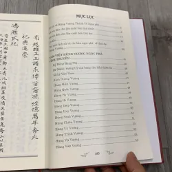 Hùng vương thánh tổ ngọc phả. Có chữ ký tặng. 10a4 1027878