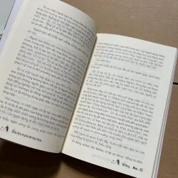 Sống thực tế giữa đời thực dụng 1033329