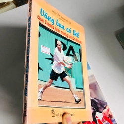 BẠN CÓ THỂ CHƠI TENNIS NHƯ NHỮNG HUYỀN THOẠI