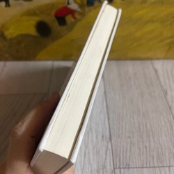 Đúng việc bìa cứng  333353