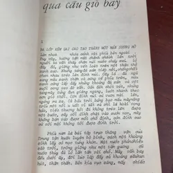 Qua cầu gió bay - Nguyễn Mộng Giác 703397