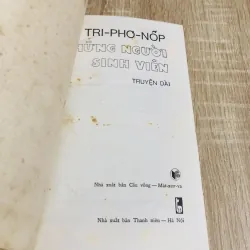 NHỮNG NGƯỜI SINH VIÊN 1006285