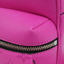 Túi đeo chéo Louis Vuitton Taiga Lama Outdoor Messenger M30765 - Hàng hiệu Chính hãng 776500