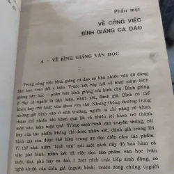 Sách Bình giảng ca dao của tác giả Hoàng Tiến Tựu là  958442