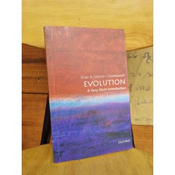 EVOLUTION : A VERY SHORT INTRODUCTION - BRIAN & DEBORAH CHARLESWORTH