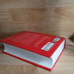 ADOLF HITLER Chân Dung Một Trùm Phát Xít - John Toland 714398