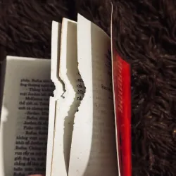 Phía sau tội ác 1030645