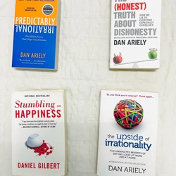 Sách Dan Ariely ngoại văn 320500