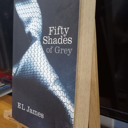 Fifty Shades Of Grey (by ELJames) sách ngoại văn đã qua sử dụng 192905