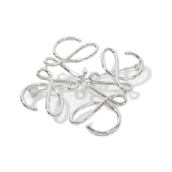 Loewe 111 25 020 Brooch - Hàng hiệu Authentic