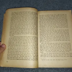 MƯỜI NGÀY RUNG CHUYỂN THẾ GIỚI 700690