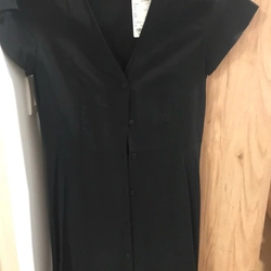 Đầm nữ Uniqlo cổ V