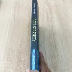 CHIẾN LƯỢC DỮ LIỆU  996119