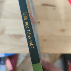 Tò mò học tiếng Việt