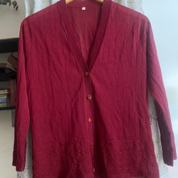 Áo khoác cardigan đỏ đô size M 199123