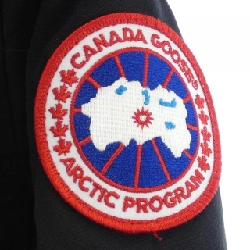 【Khuyến mãi】Áo khoác lông vũ Canada Goose 641715