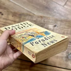 Paradise News - David Lodge 722892